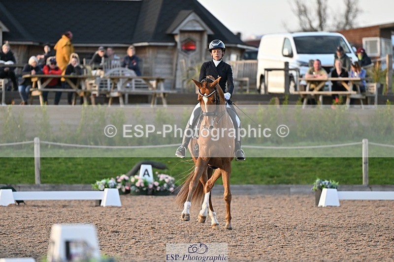 250404-185759-08742 - 195-Sarah.Millis-Impressive.VDC