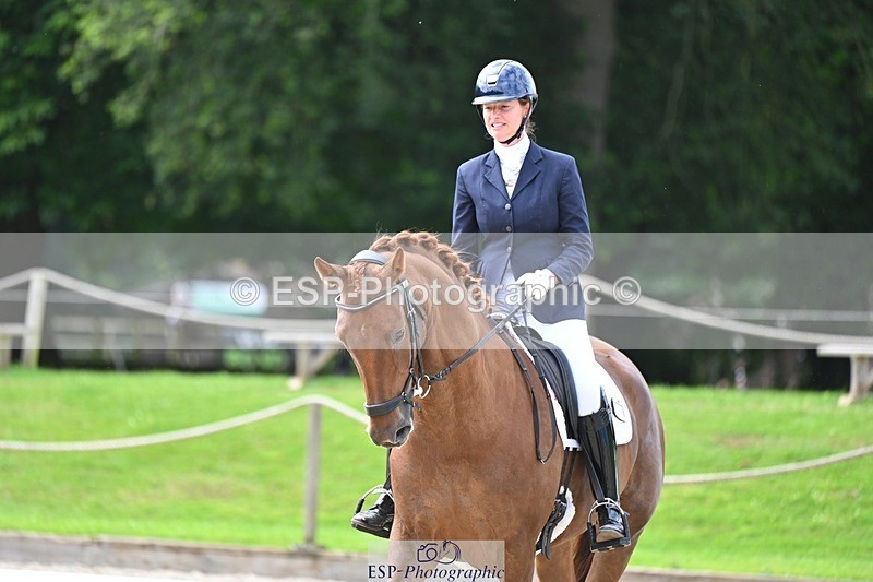 240809-134455-01645 - 132-Jennifer.Charleston-Roulette.Magic