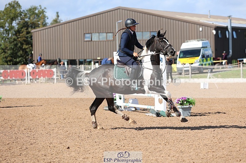 250911-144706-02544 - Cls 5 Chard Snr 90cm Speed Derby