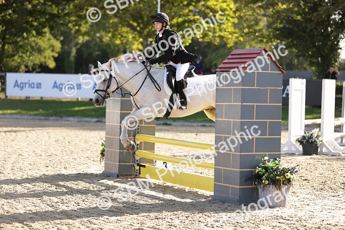 SBM_14824_J32 - Senior 70cm Championship - Michaela Camphell