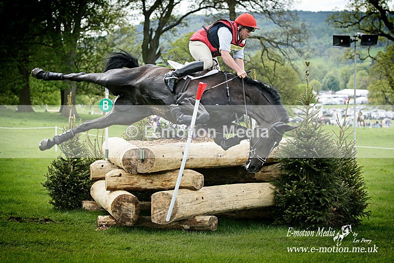 XC 120518_603a - Equestrian