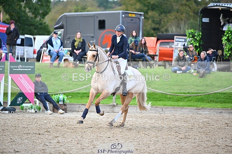 241027-145813-18114 - 519-Jane.Rogers-CORRIEVIEW.MERLIN.MAGIC