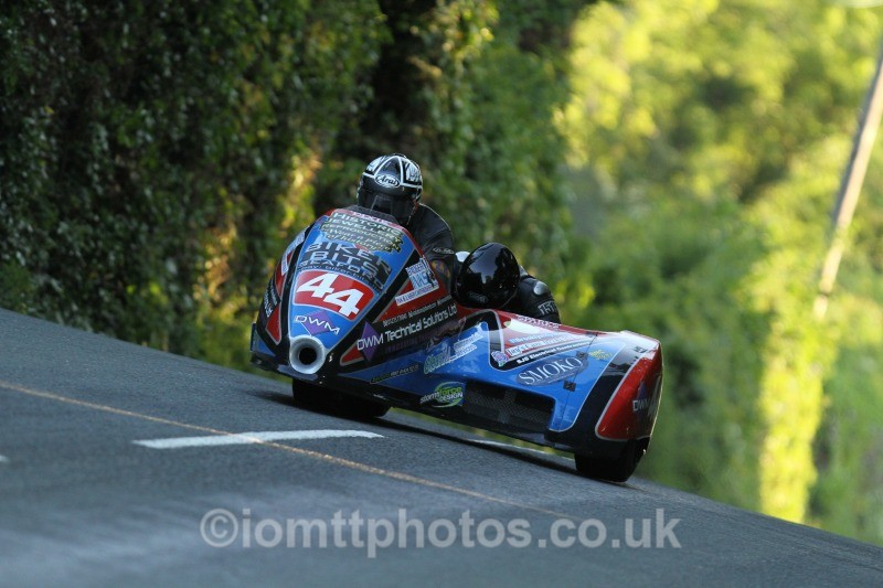 Matthew Dix & Shaun Parker - Friday Practice - Sidecars