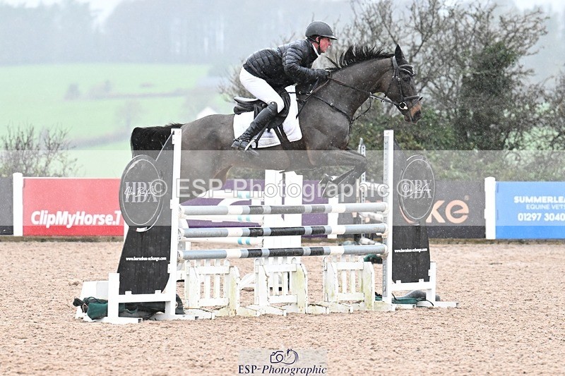 251205-124254-00515 - Cls 7 Snr Newcomers and 1.10m