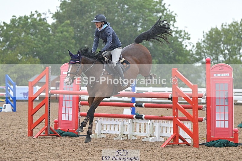 240925A-130956-00775 - Cls 4 Newcomers and 1.10m Open