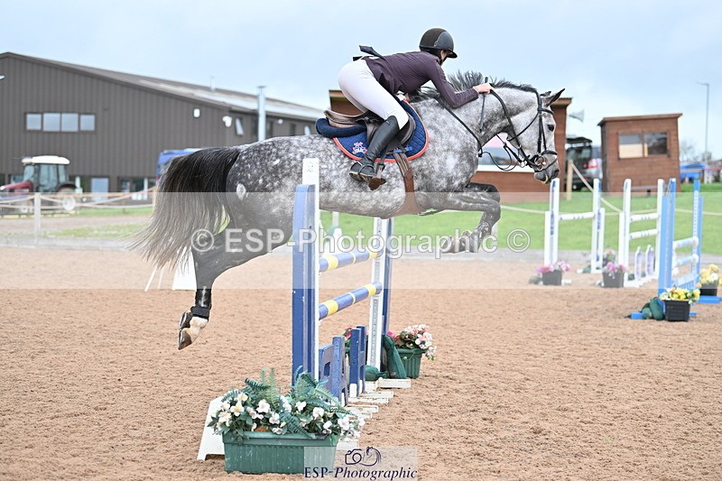 231013A-130209-02286 - Cls 8 Blue Chip Power Jump Off and Presentations
