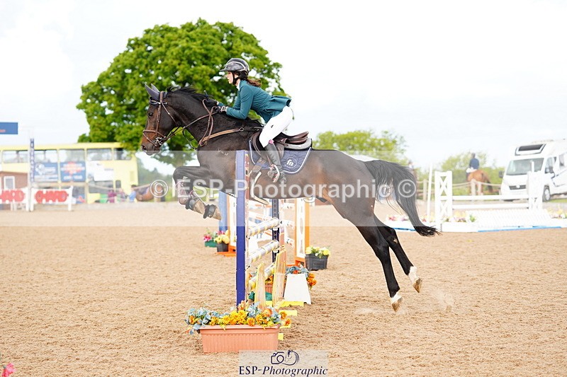 240526A-111110-07752 - Cls 26 Chard Equ 1.05m and 1.10m Grand Prix