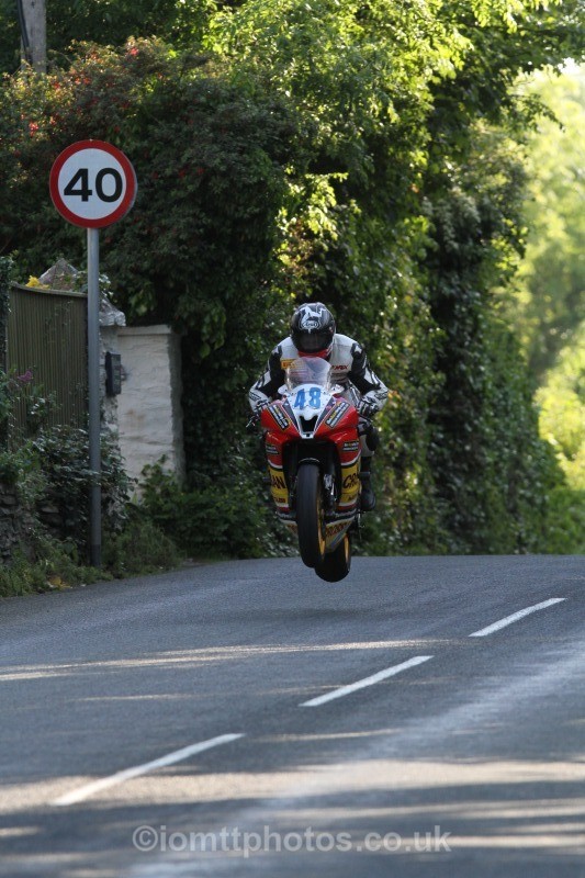 Wayne Kirwan Yamaha / Crossan Motorcycles - Friday Practice - Solos