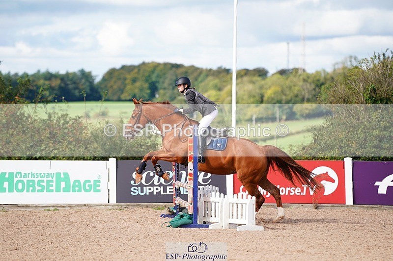 250921-112106-02653 - Cls 21+22 Club and Schools 70cm