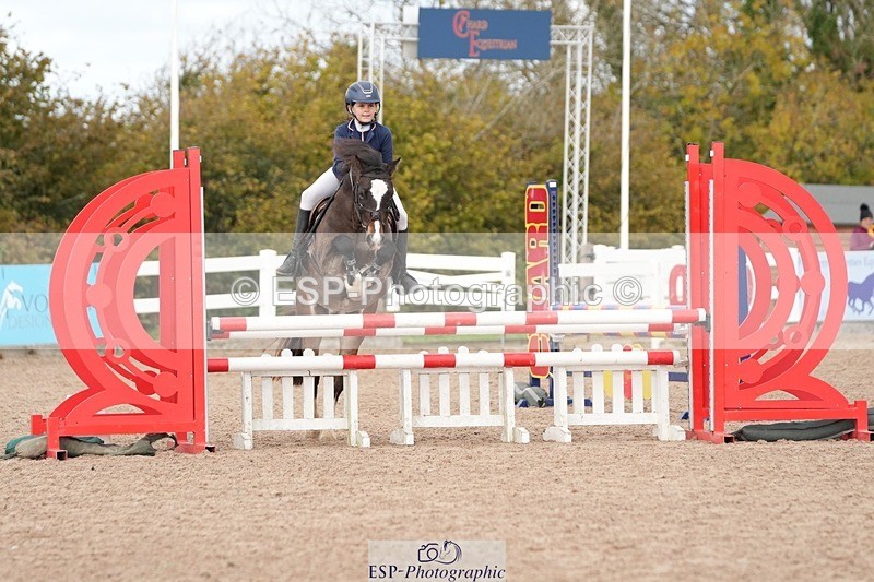 251026-120348-02308 - Cls 4 Pony Winter Novice + 80cm Open