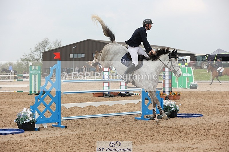 250424-122329-05374 - Cls 1 - 2 Star Small Tour