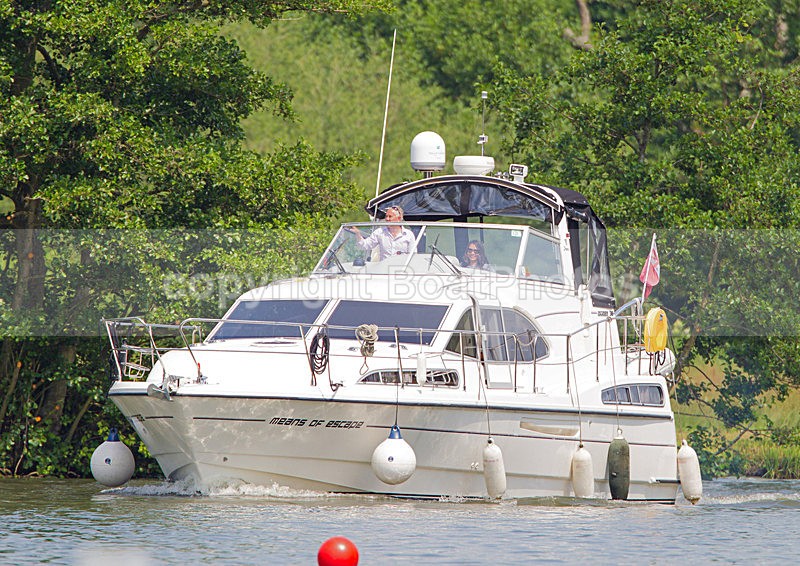 130705 MEANS OF ESCAPE 1204181D40348HaraldJoergens - HENLEY ROYAL REGATTA - Friday 5th July 2013