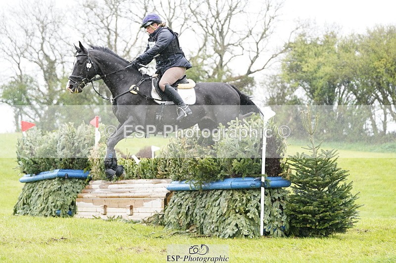 250418-140144-05165 - 251-Charlotte.Rowe-HEVANS.ROYAL.REVOLUTION