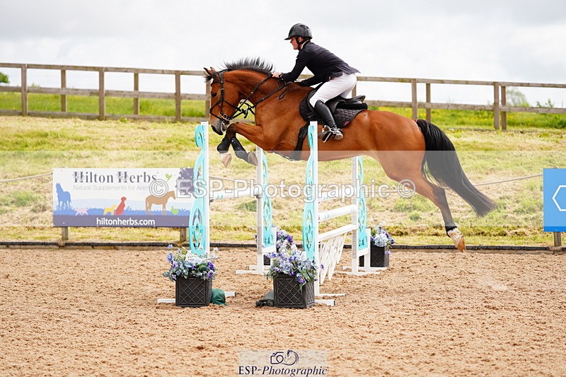 240526A-113306-07824 - Cls 26 Chard Equ 1.05m and 1.10m Grand Prix