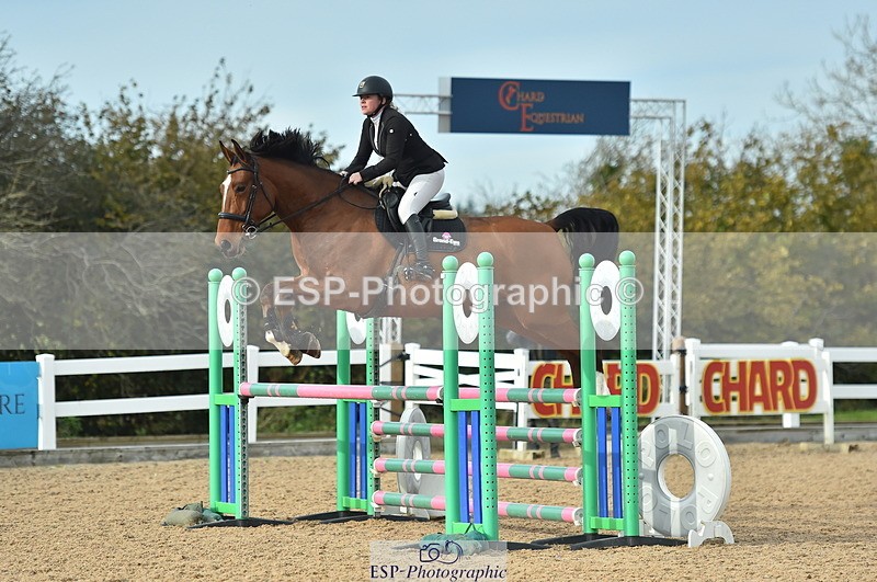 231111A-125252-01973 - Cls 12 Newcomers & 1.10m Open