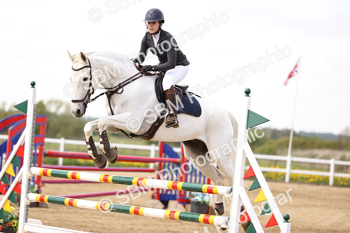 SBM_002350 - Class 11 - Senior newcomers - 1.10m