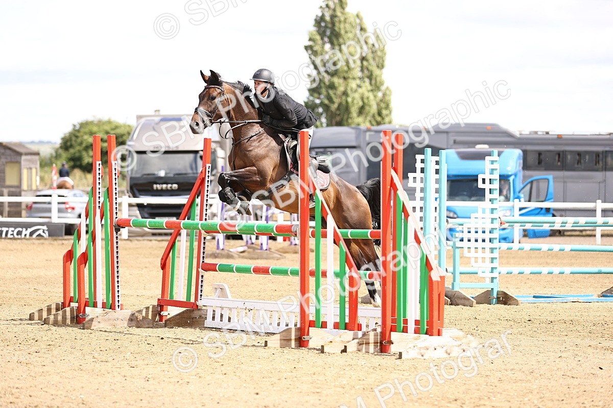 SBM_001157 - Class 6 - Senior Newcomers - 1.10m