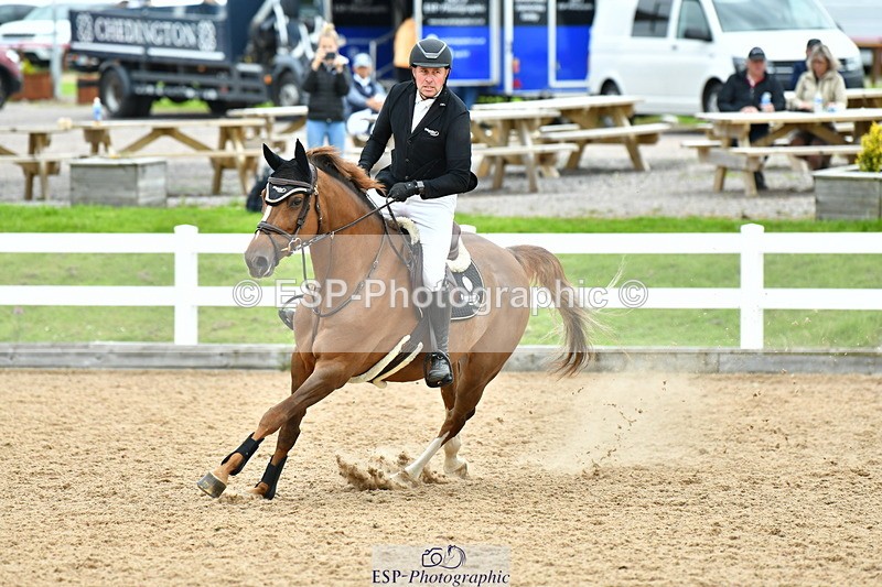 230721A-141620-06823 - Cls 22, 1 Star Gold 1.30m