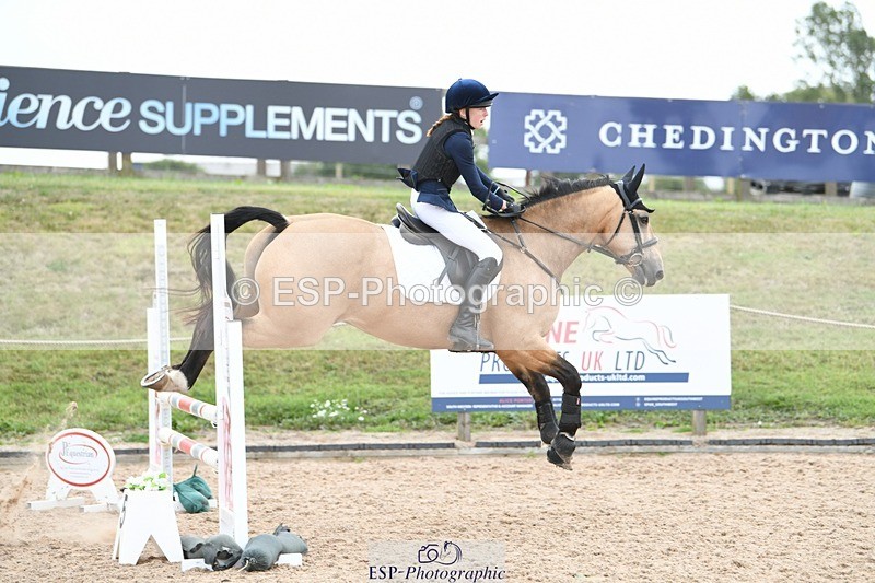 250807-103729-00218 - 80cm Round 1