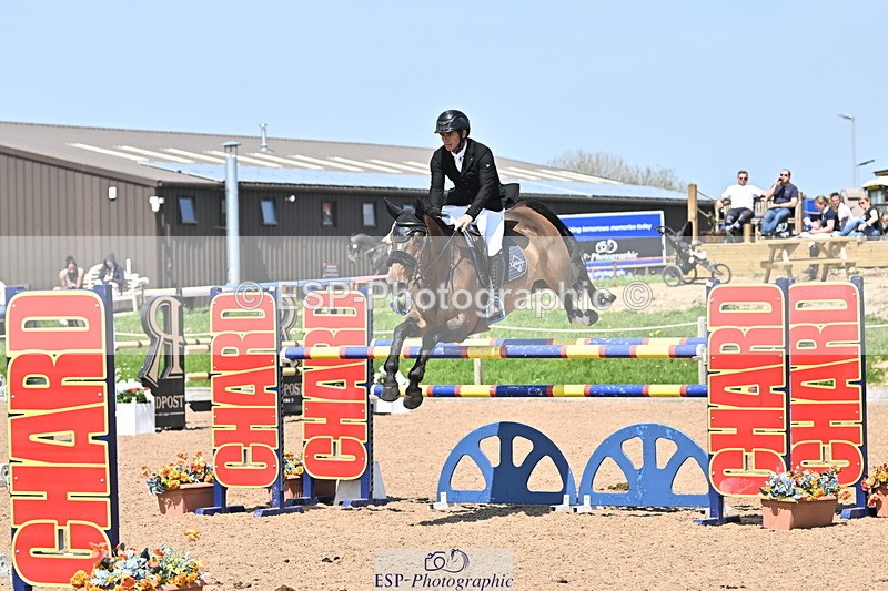 240509A-124529-01853 - Cls 10 National 1.30m Open