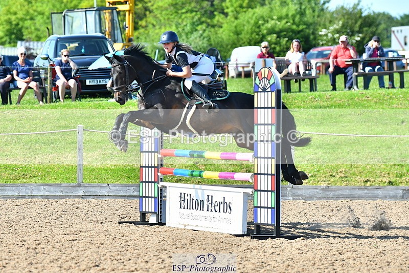 230527A-171220-05527 - Cls 20 Chard 1.10m Speed Derby