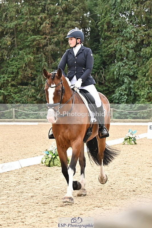 250808A-111004-00396 - 092-Bella.Balian-Beechwood.Joey