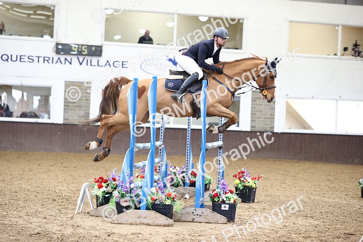 SBM_004906 - Class 16 - Senior Newcomers - 1.10m