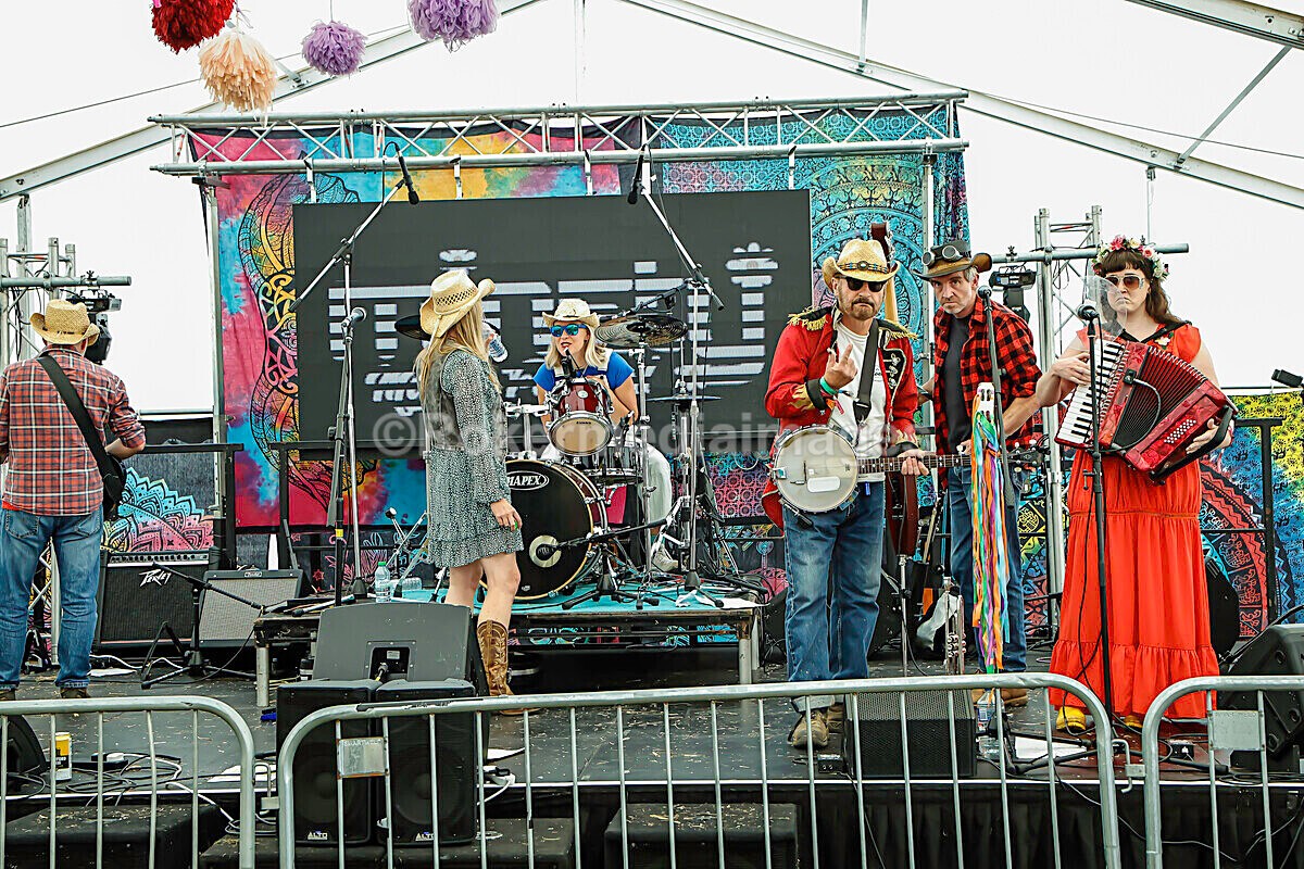 Minety 2024 Sunday-128 - Minety Music Festival 2024