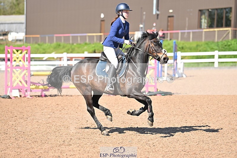 240504A-161518-02767 - Cls 22 & 23 Stepping Stones 128cm & 138cm & Under11's