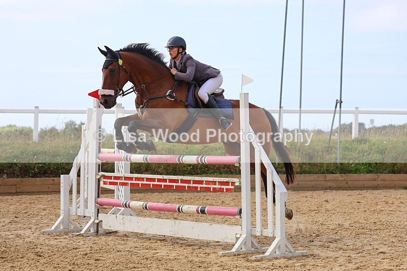 3E7A1641 - Class 13: Senior Newcomers/1.10m open