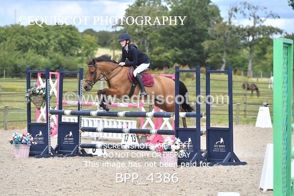 BPP_4386 - CLASS 19 SUN Springboard 128cm/ 138cm Restricted Handicap