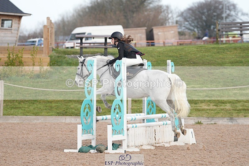 250308-095206-00128 - Cls 3 Pony Intro 70cm