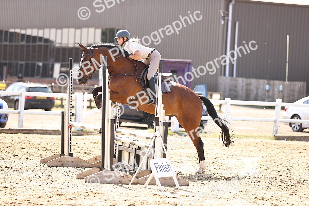 SBM_005850 - Class 9 - Senior British Novice - 90cm