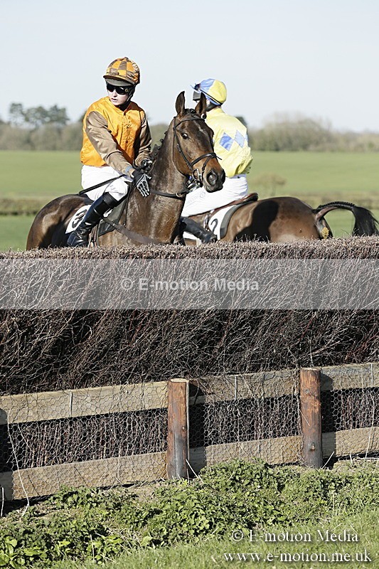 PtP 250317 450 - V.W.H. Hunt Point-to-Point Siddington 25/03/17