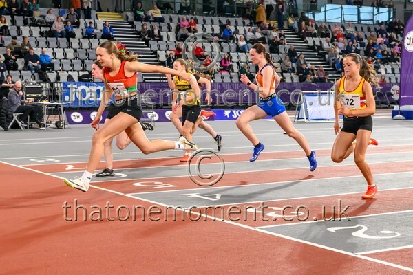 Age26SUN-810620 - Track Female