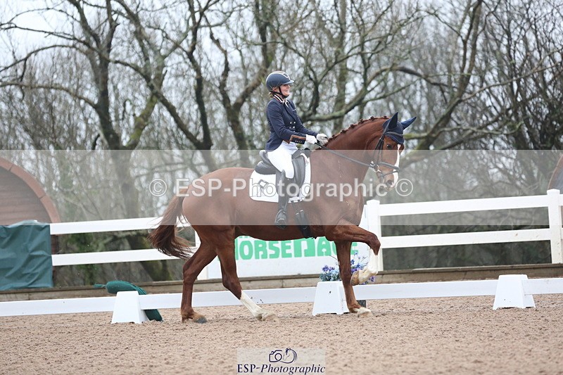 240217A-091102-00216 - 171-Lucie.Stokoe-Nicolaas.B