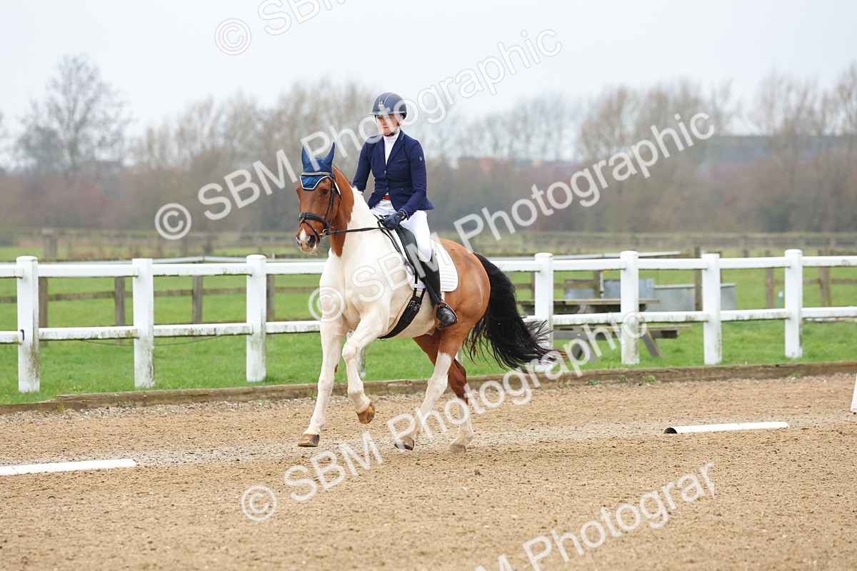 SBM_001207 - Class 8-11 - Novice 2 - Elementary 2