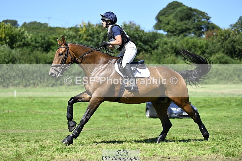 240811A-144325-05115 - 211-