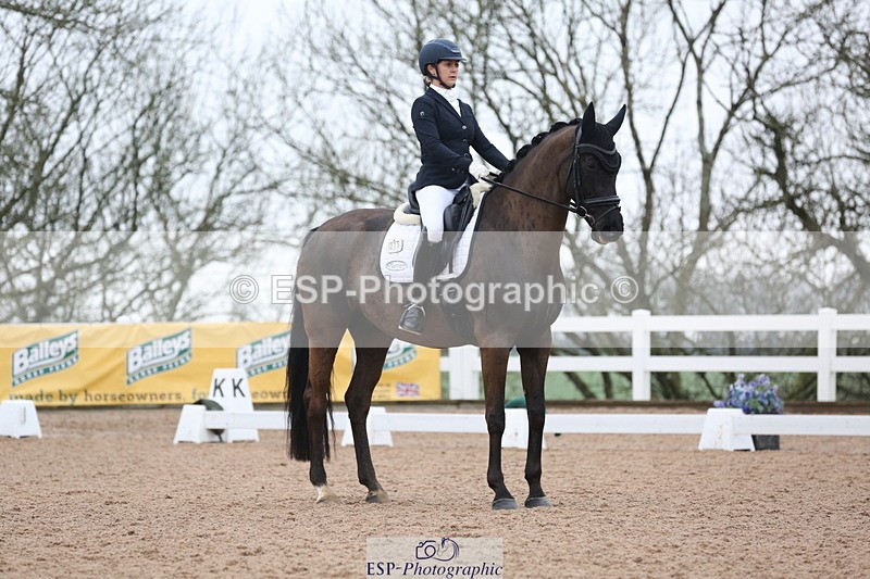 240217A-113751-01821 - 275-Lucy.Pye-La.Vida.loca