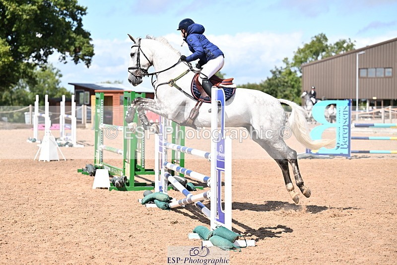 250827B-130856-00491 - Cls 4 Snr Newcomers 1.10m