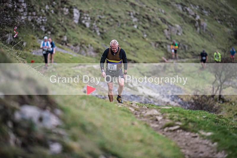 Litton-720 - Litton Christmas Cracker Fell Race (Limestone Series) Sunday 14th December 2025