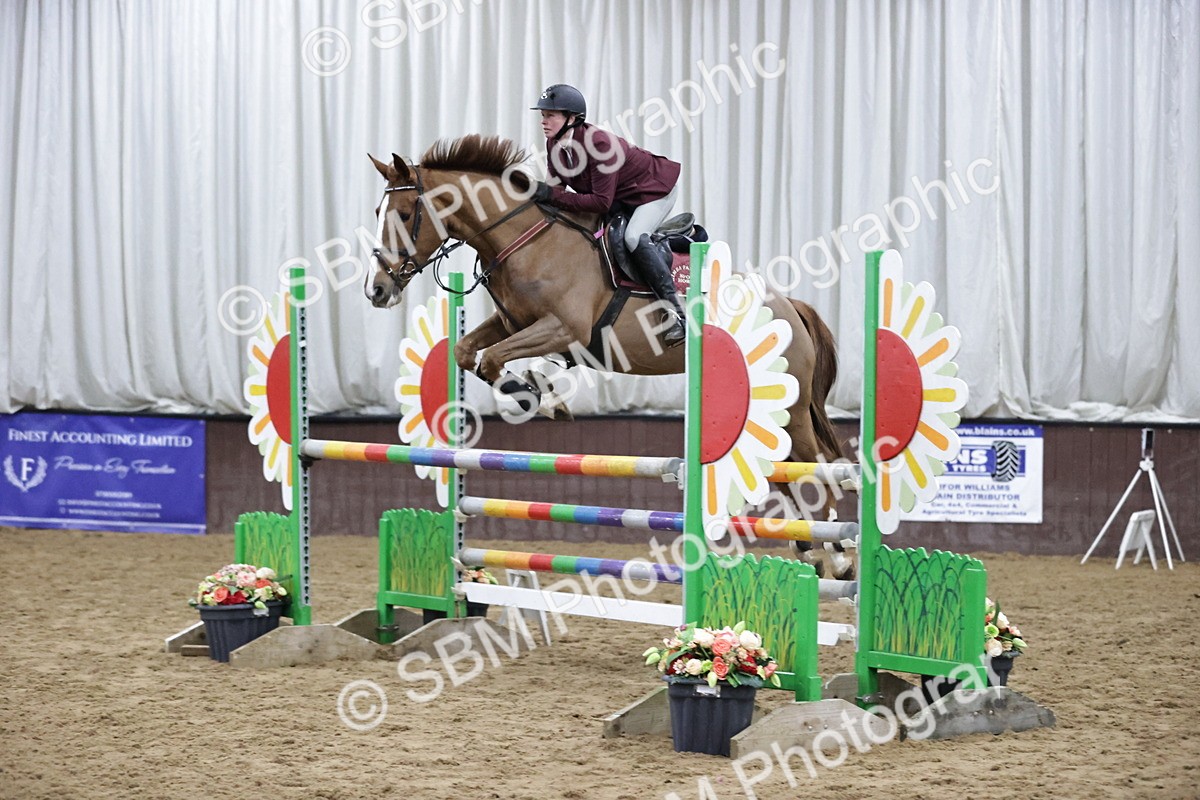 SBM_001147 - Class 4 - Senior Newcomers/ 1.10m Open