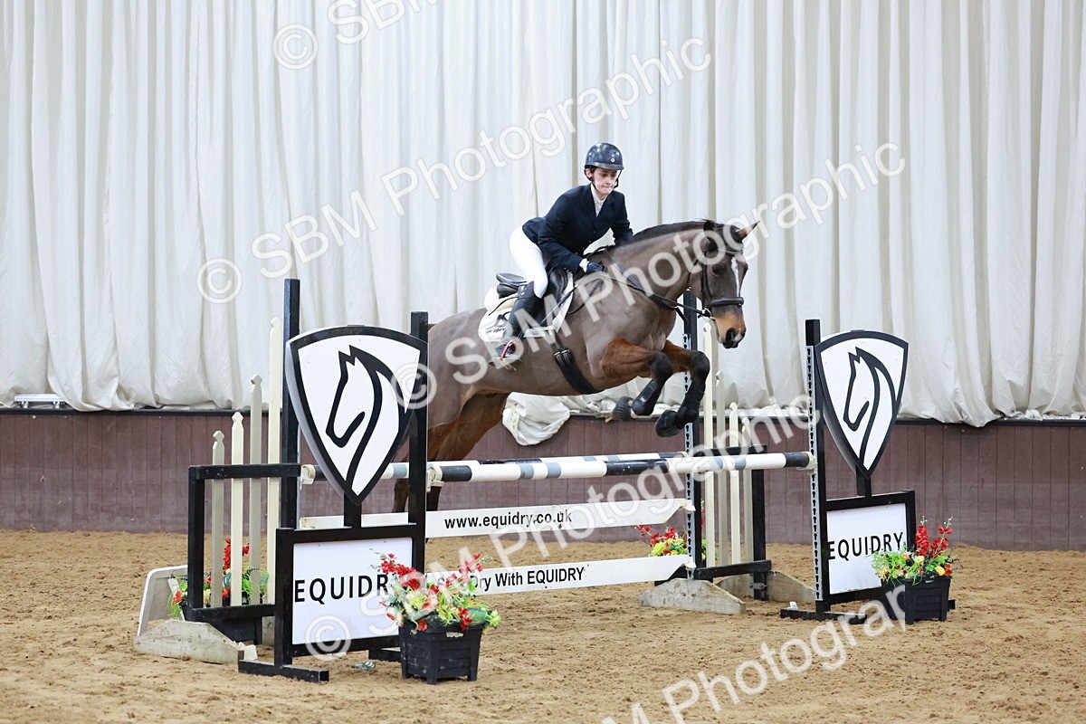 SBM_007705 - Class 24 - Nupafeed Supplements Senior Discovery/ 1m Open