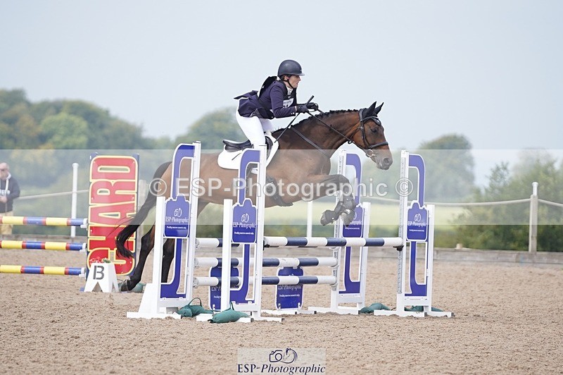 240831A-121702-01475 - 022-Danielle.Burnford-ULTRA.LIGHT