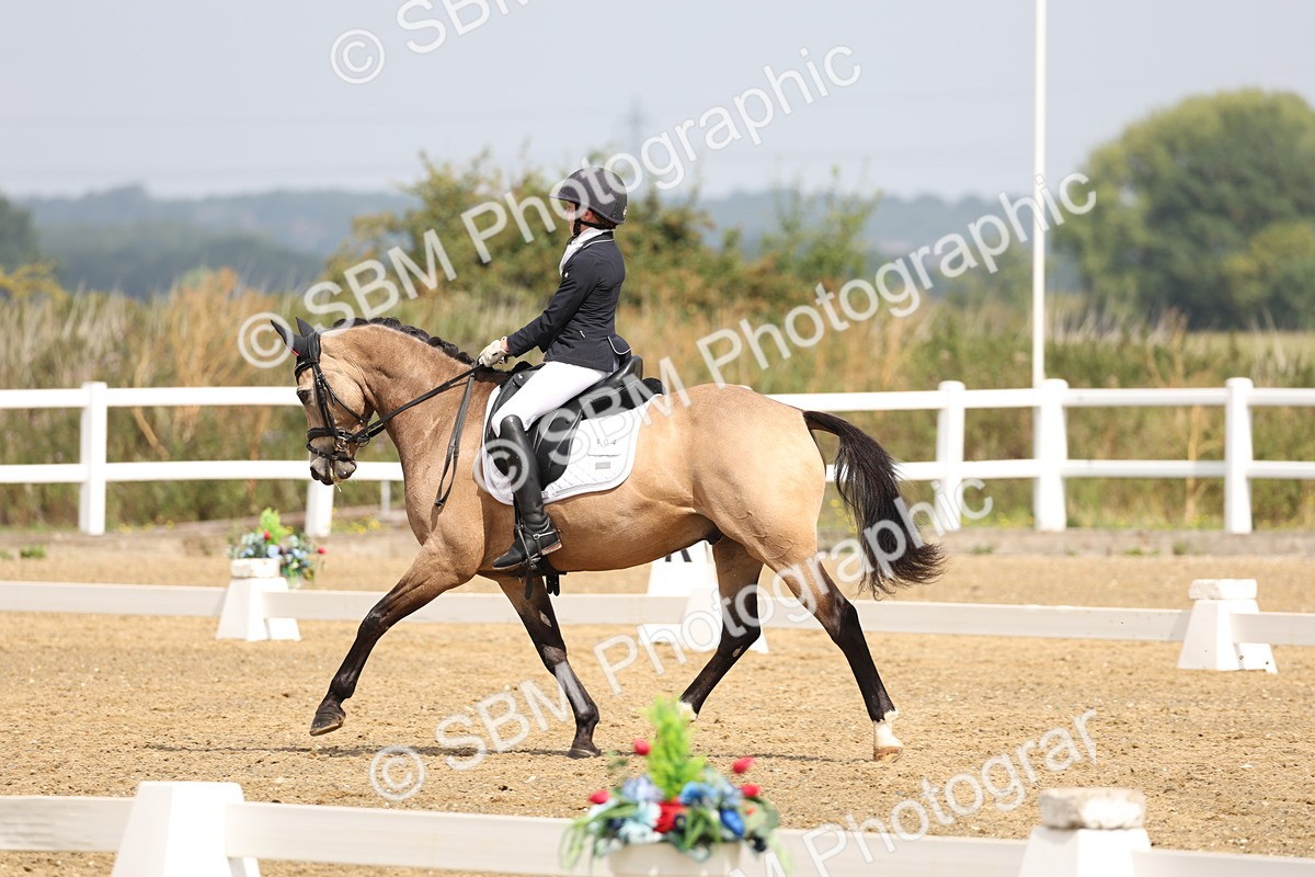 SBM_005797 - Class 6 - Novice 6 - 10.26-11.29