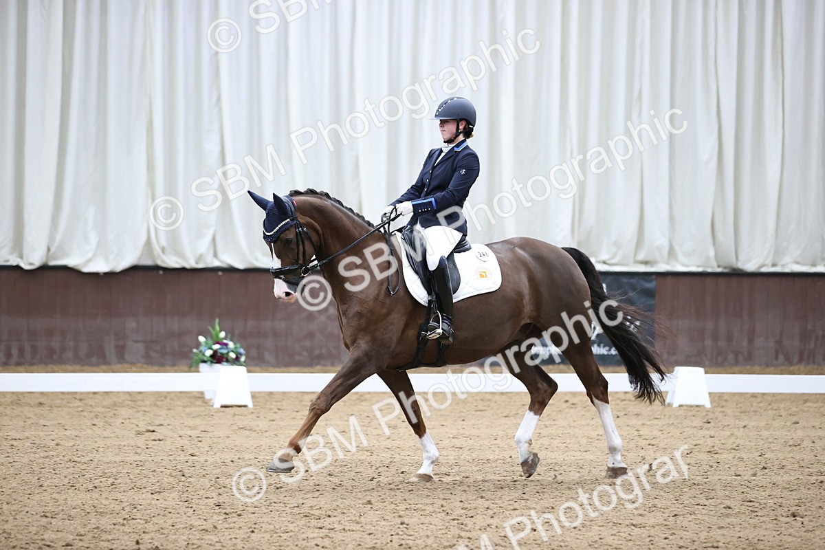 SBM_019013 - Class 21 - Medium 73 - 9.00-10.00