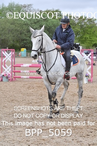 BPP_5059 - CLASS 24 SUN Senior BritiNovice/ 90cm Open
