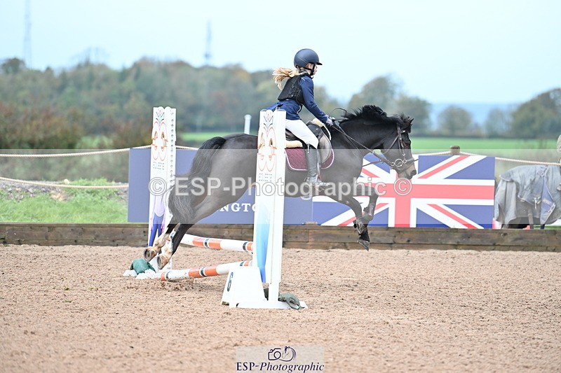 231029A-092758-02394 - 60cm Club and Schools