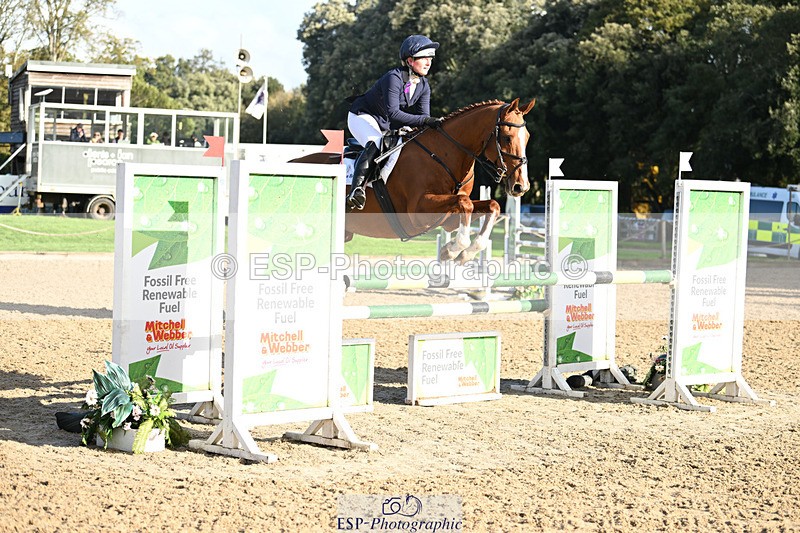 241025-104356-05495 - 160-Gaby.Bull-MILESTONE.GOLD