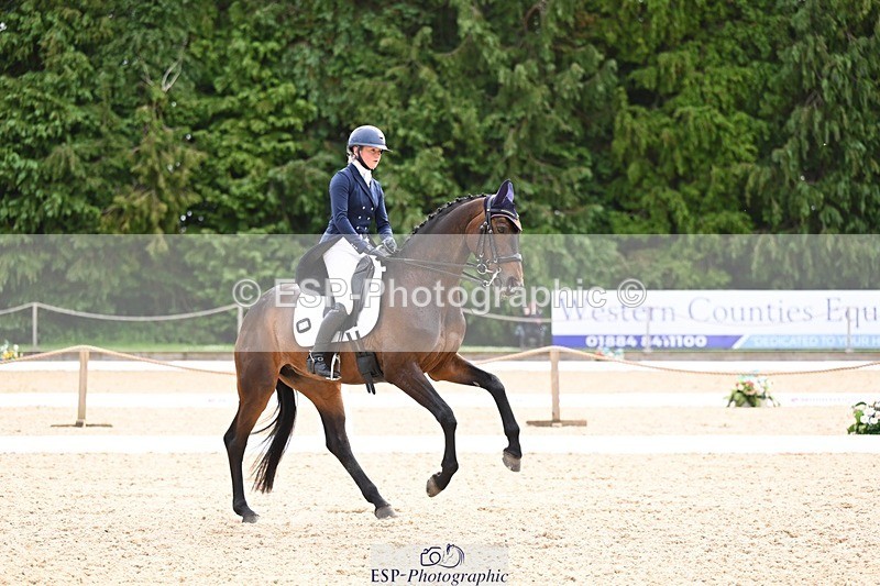 240524-103716-08175 - 513-WELLAN_GRAFFITI-Molly_Evans